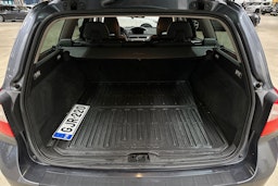 harmaa Volvo V70 2012 kuva 27.