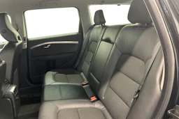 musta Volvo V70 2012 kuva 11.