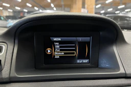 Volvo V70 2012 kuva 13.