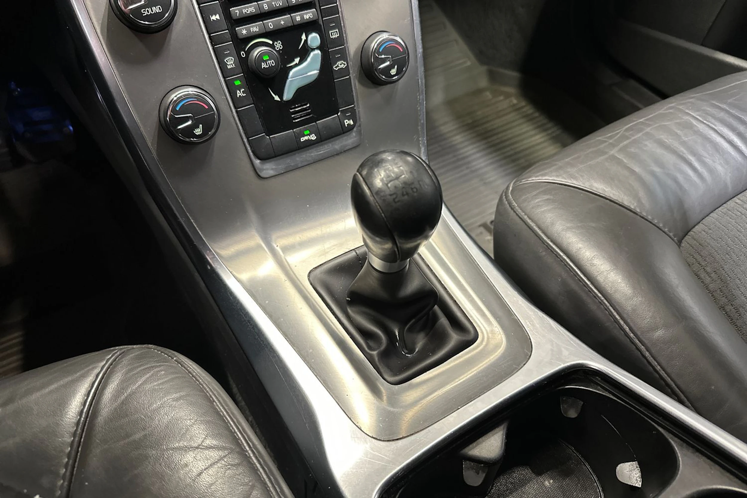 Volvo V70 2012 kuva 16.