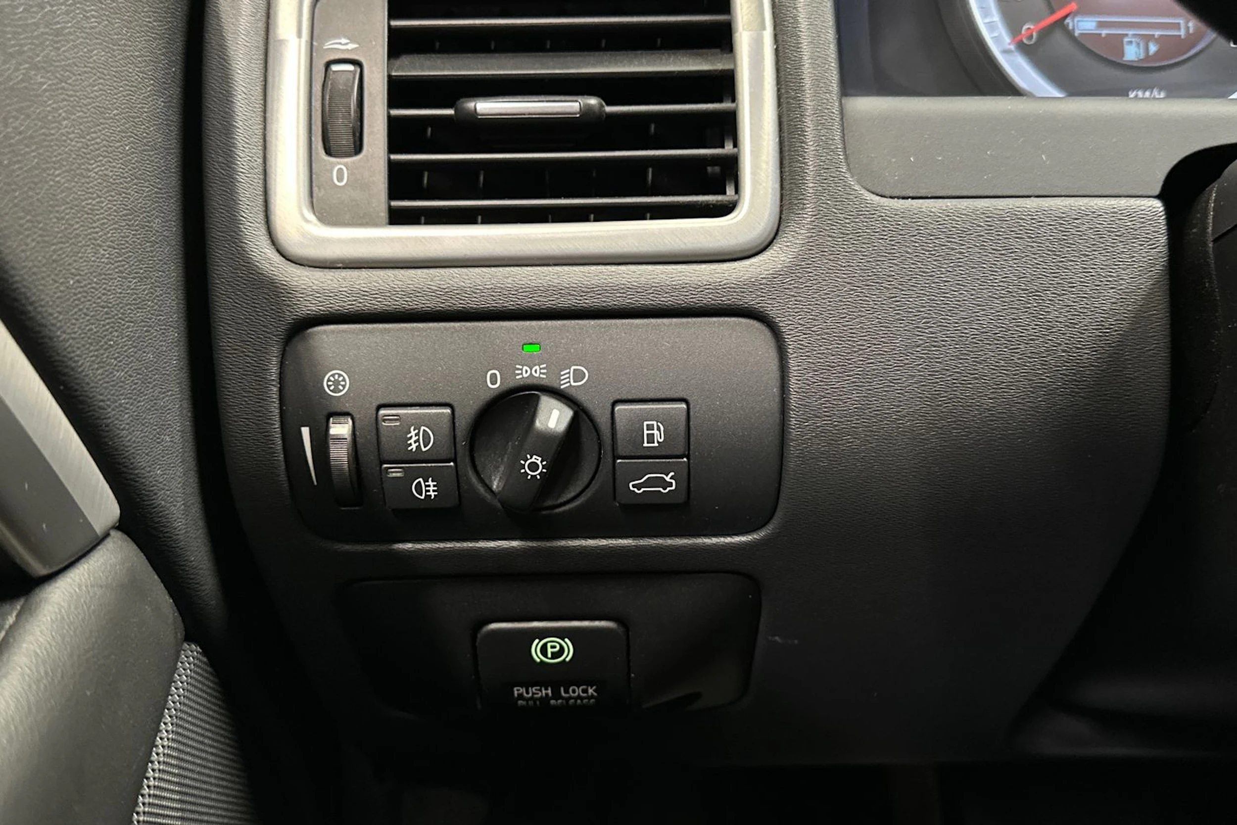 Volvo V70 2012 kuva 21.