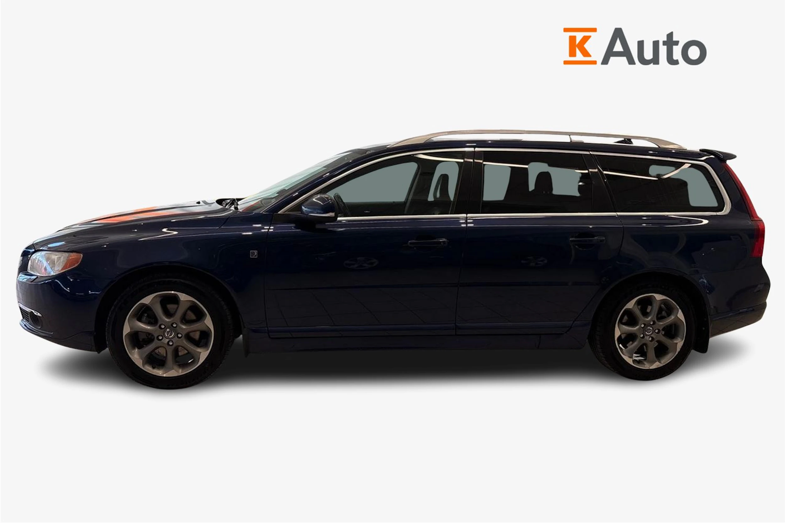 sininen Volvo V70 2012 kuva 5.