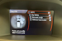 sininen Volvo V70 2012 kuva 19.