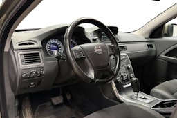 vihreä Volvo V70 2012 kuva 6.