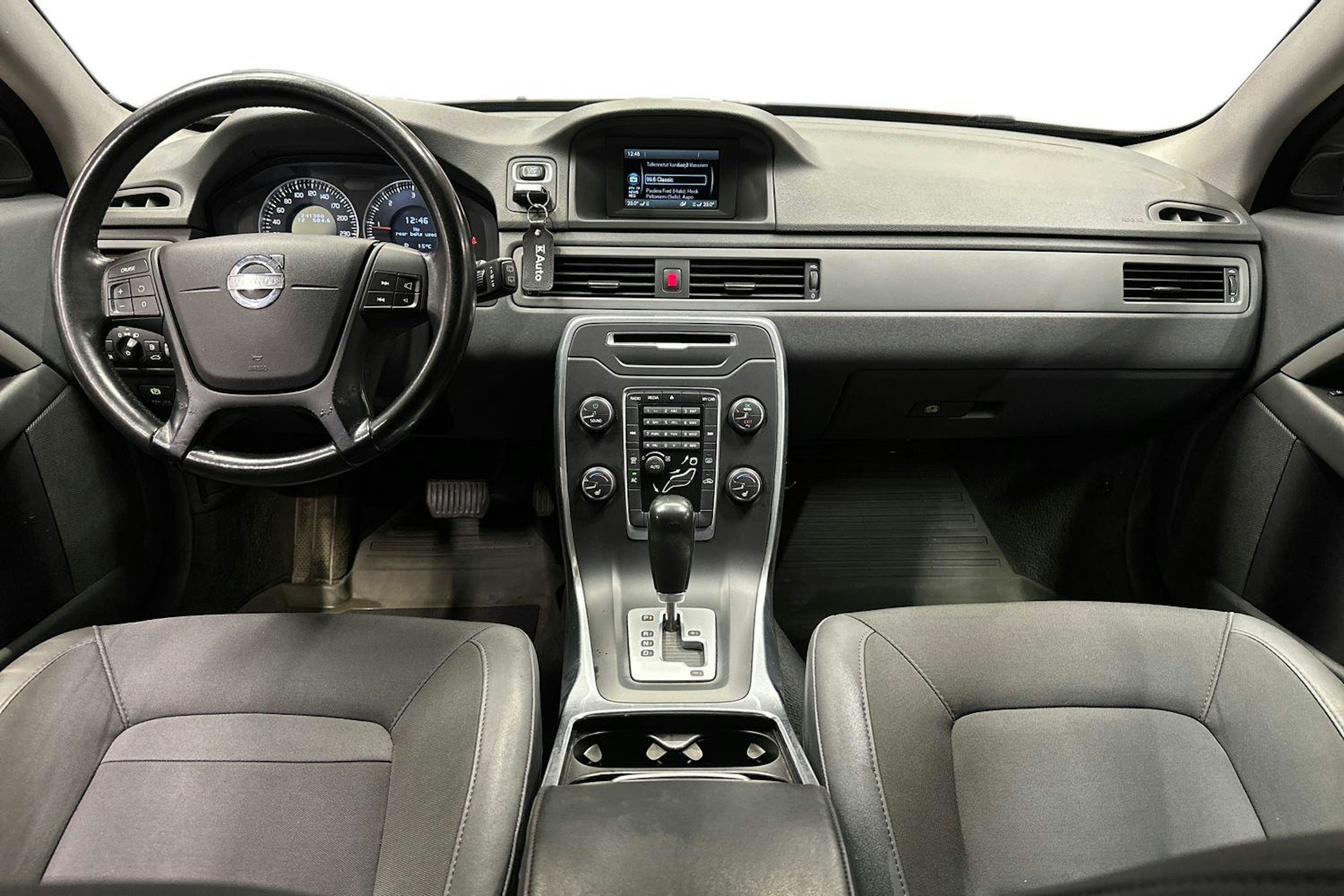 vihreä Volvo V70 2012 kuva 7.