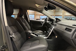 vihreä Volvo V70 2012 kuva 11.