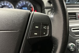 vihreä Volvo V70 2012 kuva 19.