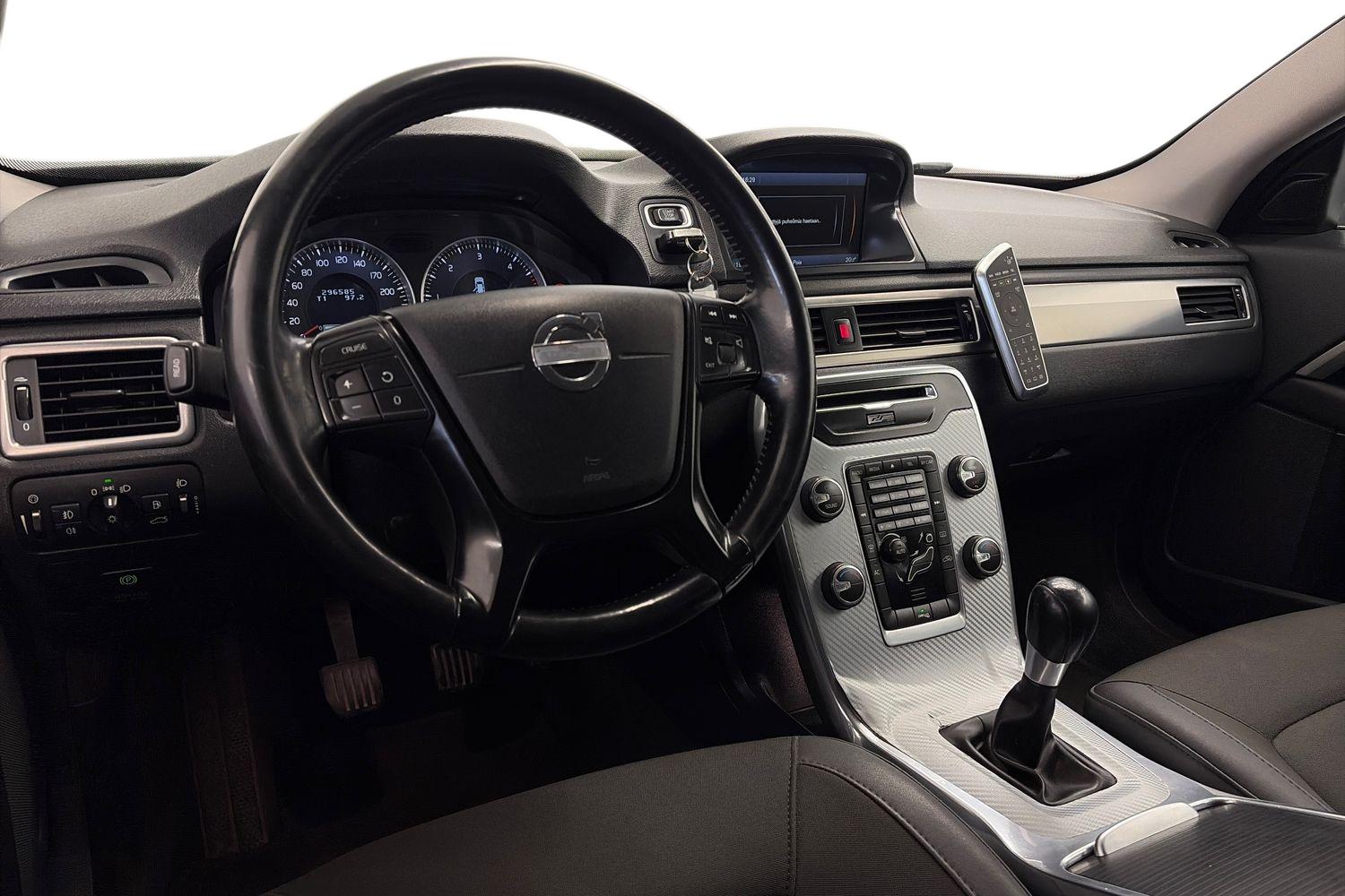 Volvo V70 1,6D DRIVe 2012, kuva 6/23