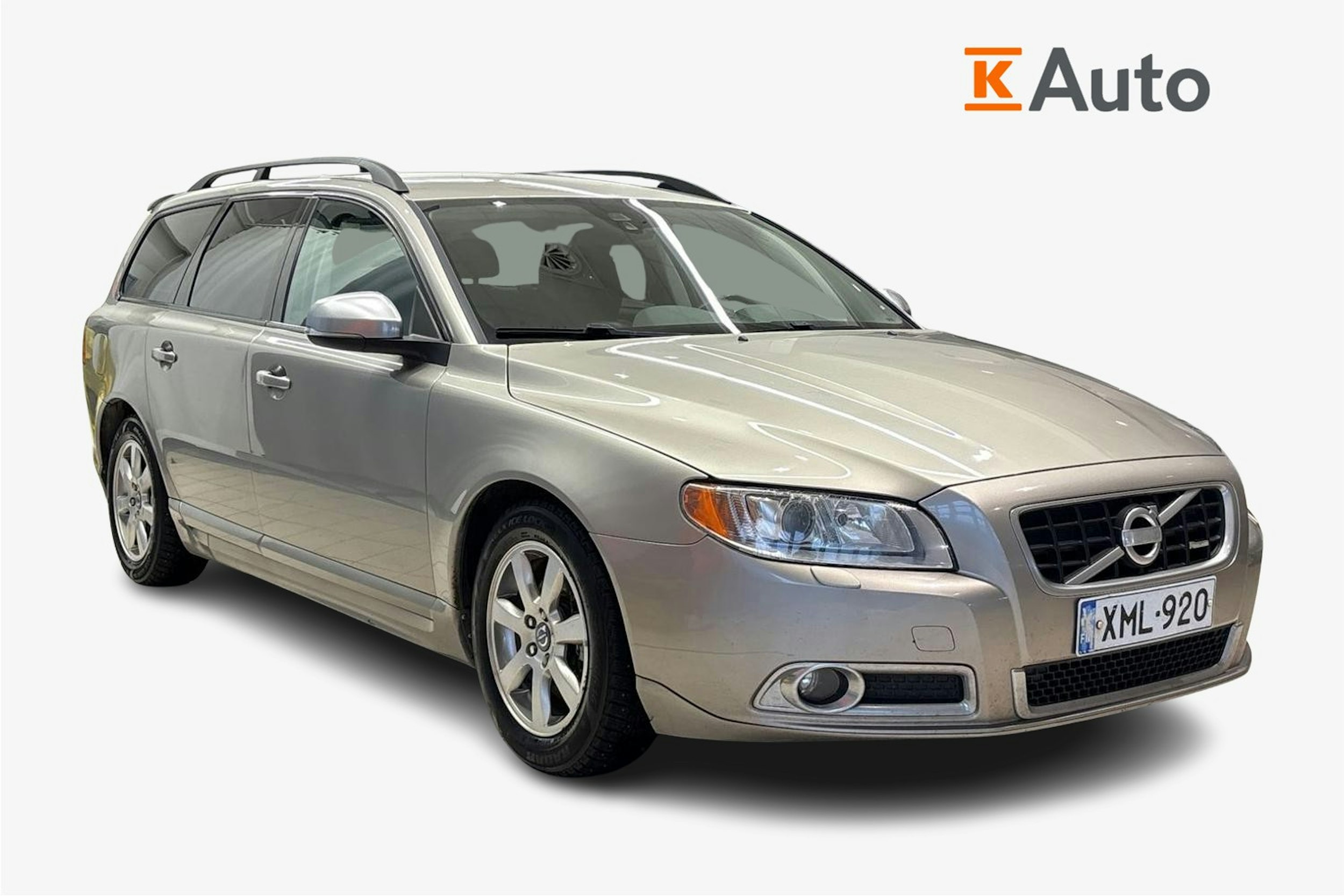 Ruskea (beige) Volvo V70 2012 kuva 1.