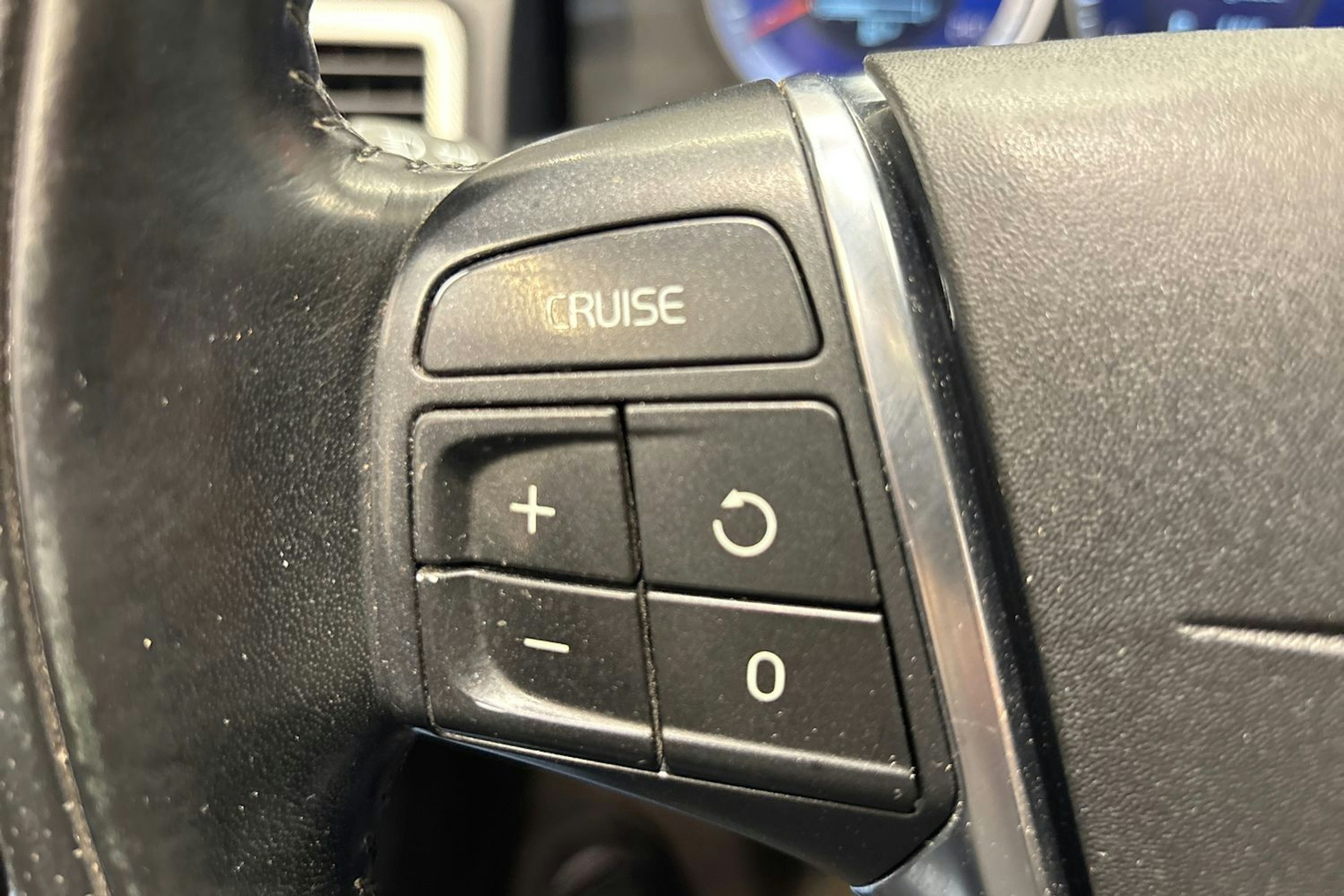 Ruskea (beige) Volvo V70 2012 kuva 20.