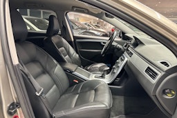 Ruskea (beige) Volvo V70 2012 kuva 24.