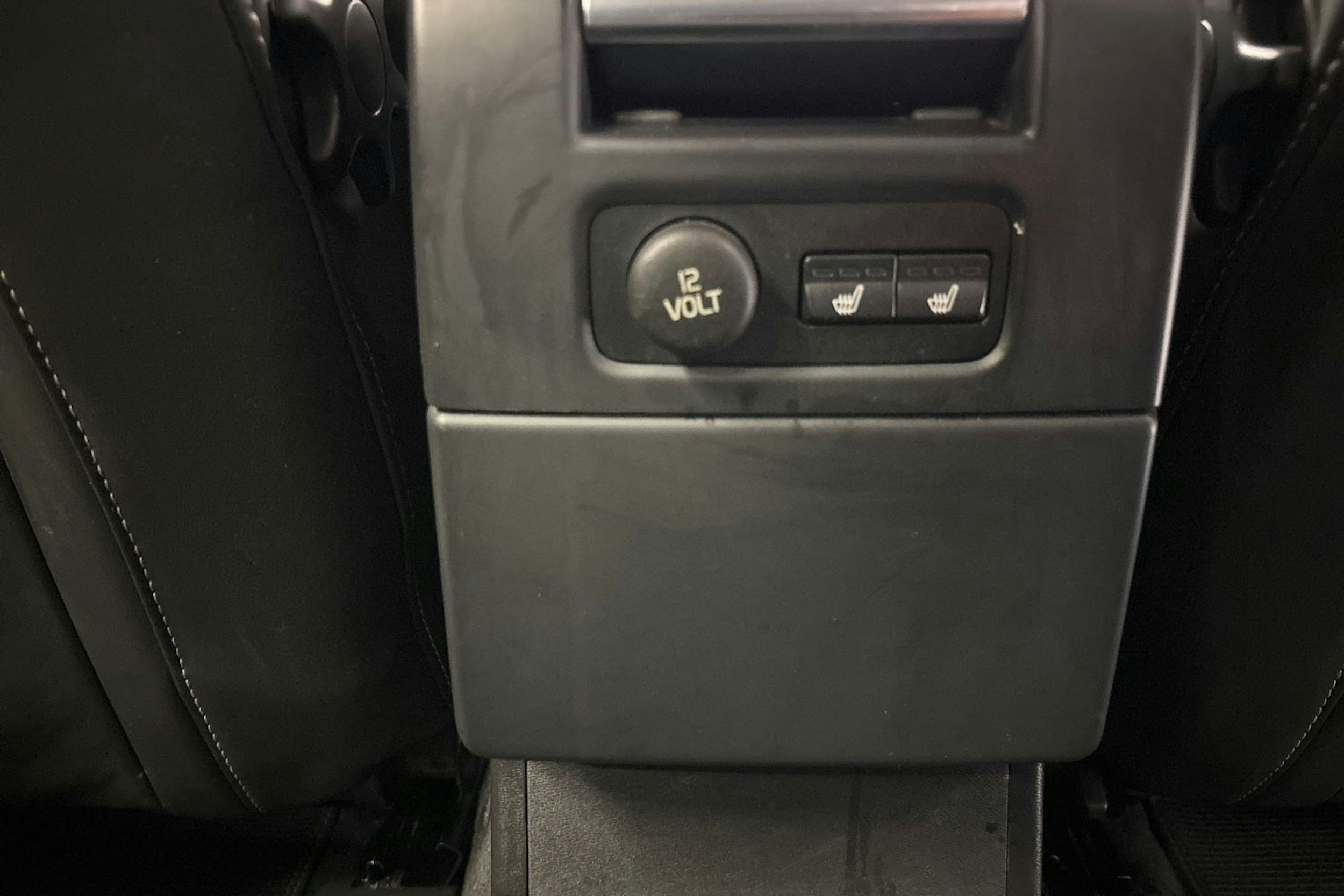 Ruskea (beige) Volvo V70 2012 kuva 26.