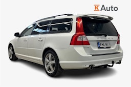 valkoinen Volvo V70 2013 kuva 2.
