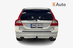 valkoinen Volvo V70 2013 kuva 3.