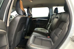 valkoinen Volvo V70 2014 kuva 8.