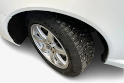 valkoinen Volvo V70 2014 kuva 9.