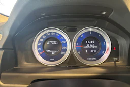 Musta Volvo V70 2013 kuva 12.