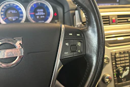 Musta Volvo V70 2013 kuva 14.