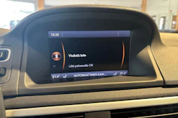 Musta Volvo V70 2013 kuva 17.