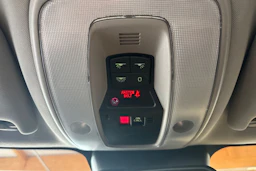 Musta Volvo V70 2013 kuva 20.