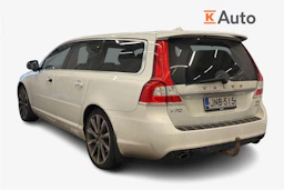 valkoinen Volvo V70 2013 kuva 2.