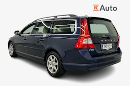 sininen Volvo V70 2013 kuva 2.