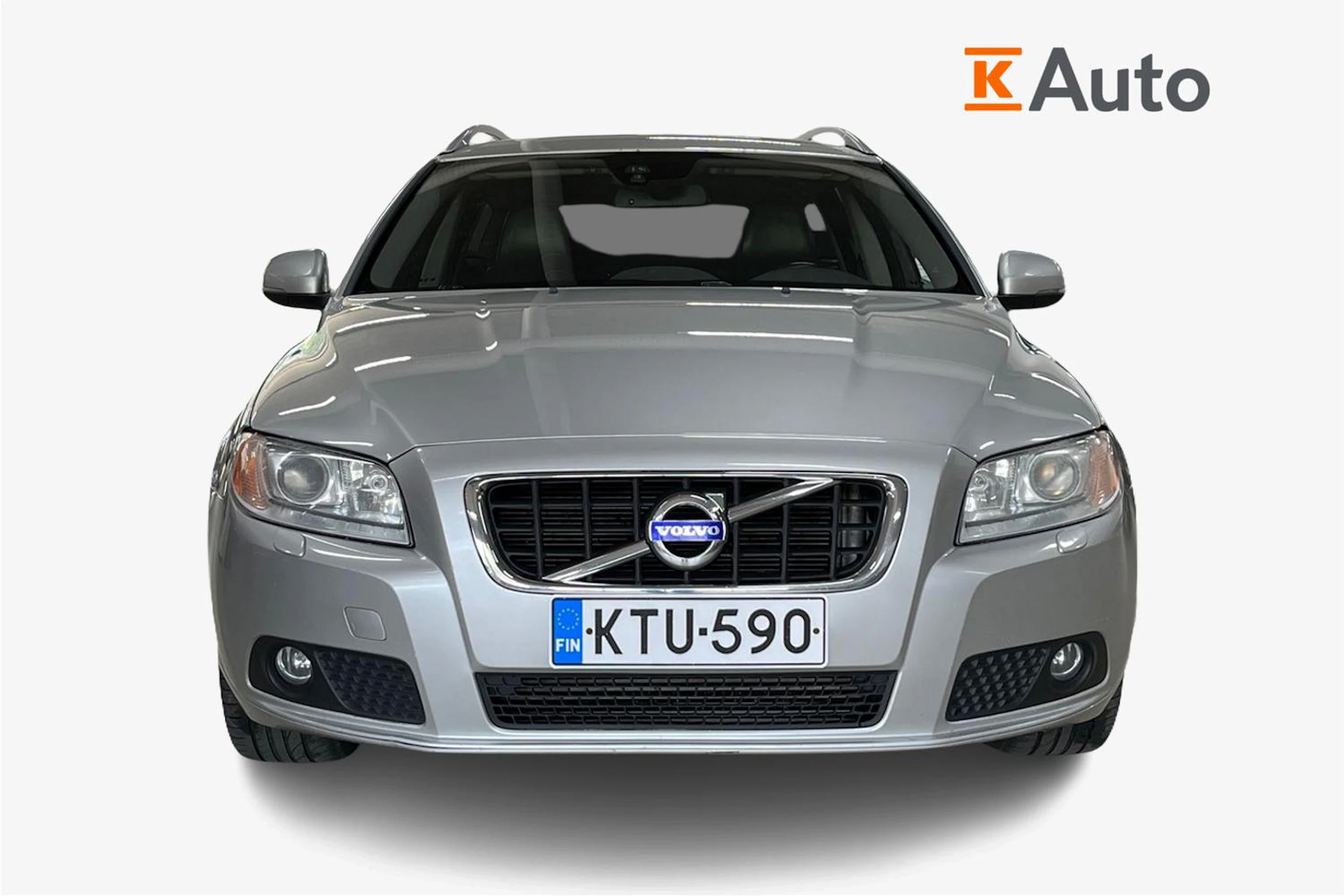 Harmaa Volvo V70 2013 kuva 4.