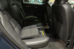 sininen Volvo V70 2014 kuva 12.