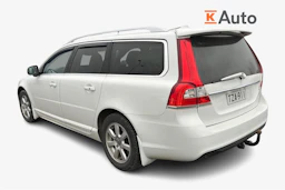 valkoinen Volvo V70 2014 kuva 2.