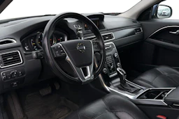 valkoinen Volvo V70 2014 kuva 3.