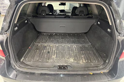Musta Volvo V70 2013 kuva 12.