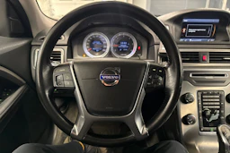 Musta Volvo V70 2013 kuva 16.