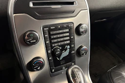 Musta Volvo V70 2013 kuva 21.