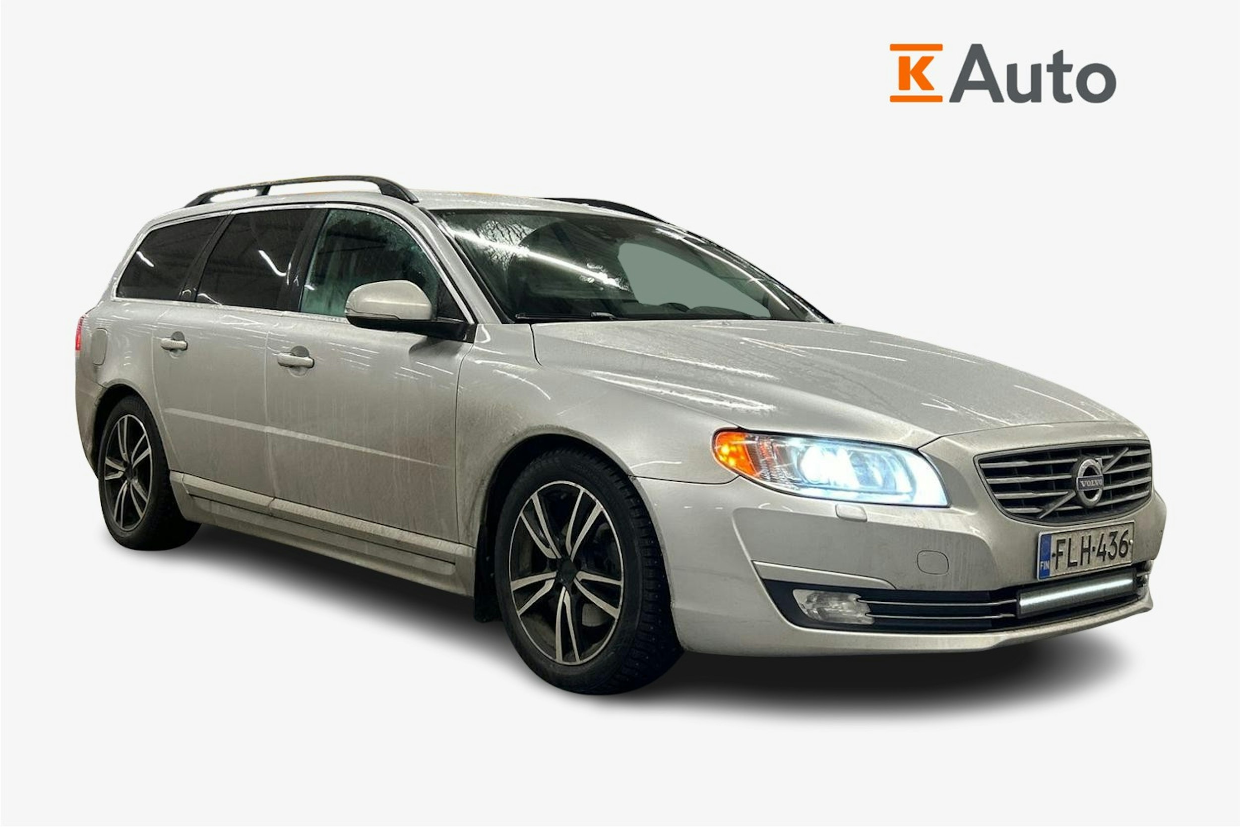 harmaa Volvo V70 2014 kuva 1.