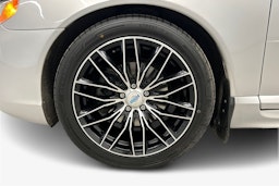 harmaa Volvo V70 2014 kuva 11.