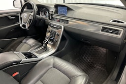 harmaa Volvo V70 2014 kuva 14.
