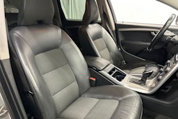 harmaa Volvo V70 2014 kuva 15.