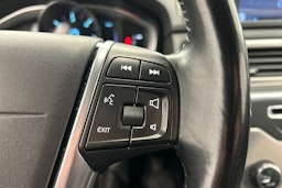 harmaa Volvo V70 2014 kuva 20.