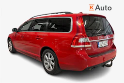 punainen Volvo V70 2014 kuva 2.