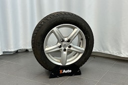punainen Volvo V70 2014 kuva 14.