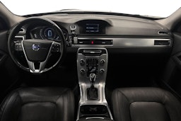 Harmaa Volvo V70 2015 kuva 9.