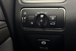 Harmaa Volvo V70 2015 kuva 20.