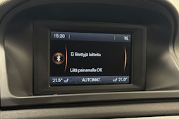 Harmaa Volvo V70 2015 kuva 27.