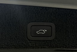 Harmaa Volvo V70 2015 kuva 36.