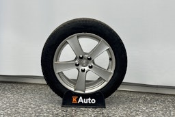 Harmaa Volvo V70 2015 kuva 40.