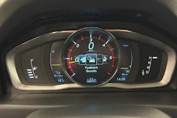 valkoinen Volvo V70 2014 kuva 16.