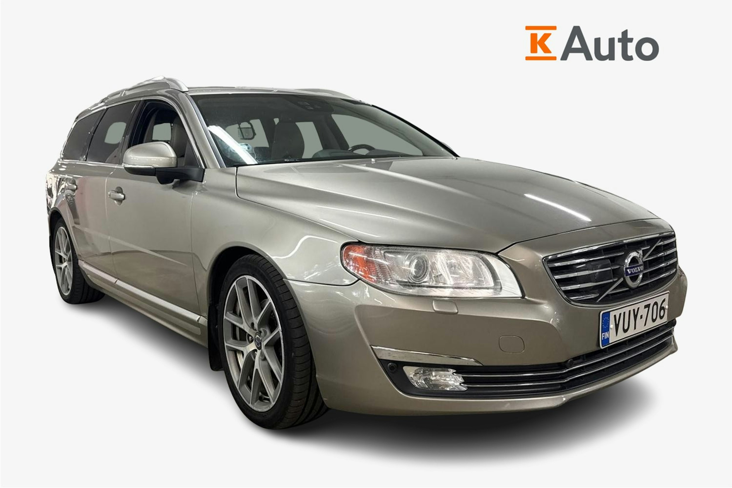 Ruskea (beige) Volvo V70 2014 kuva 1.