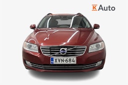 punainen Volvo V70 2014 kuva 5.