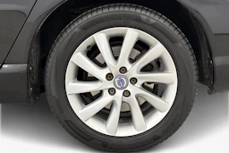 musta Volvo V70 2015 kuva 9.