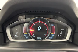 musta Volvo V70 2015 kuva 14.